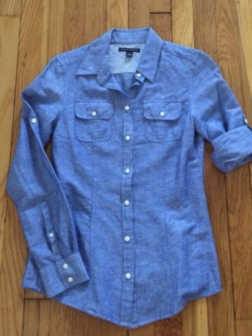 Banana Republic Linen and Cotton Light Blue Button-Down Shirt